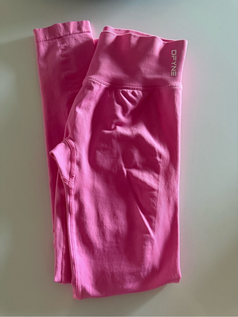 Authentic DFYNE IMPACT leggings in Blossom - Size small
